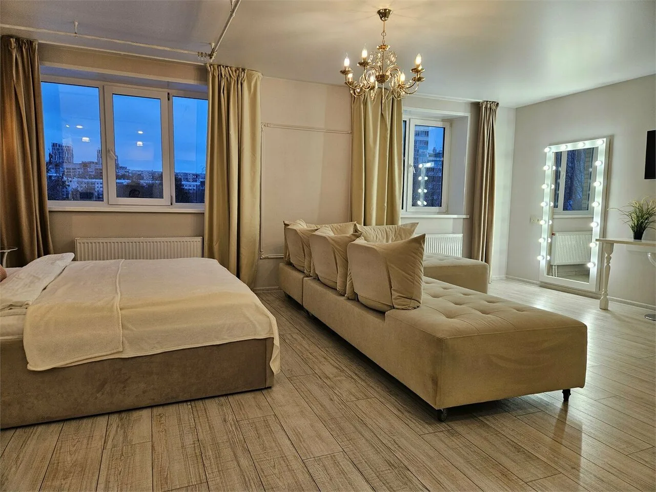 Номер «Люкс с 1 спальней» в Room12